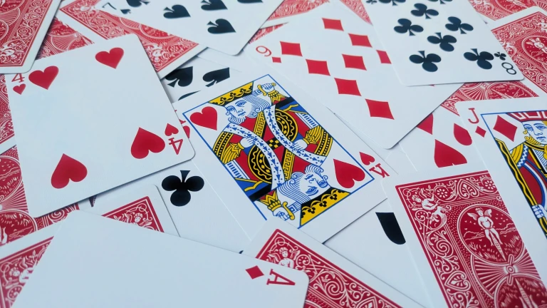 Rozsypana talia kart